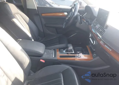 2021 Audi Q5 Premium Plus 45 Tfsi Quattro S Tronic z USA, uszkodzony, nr VIN WA1BAAFY6M2117837